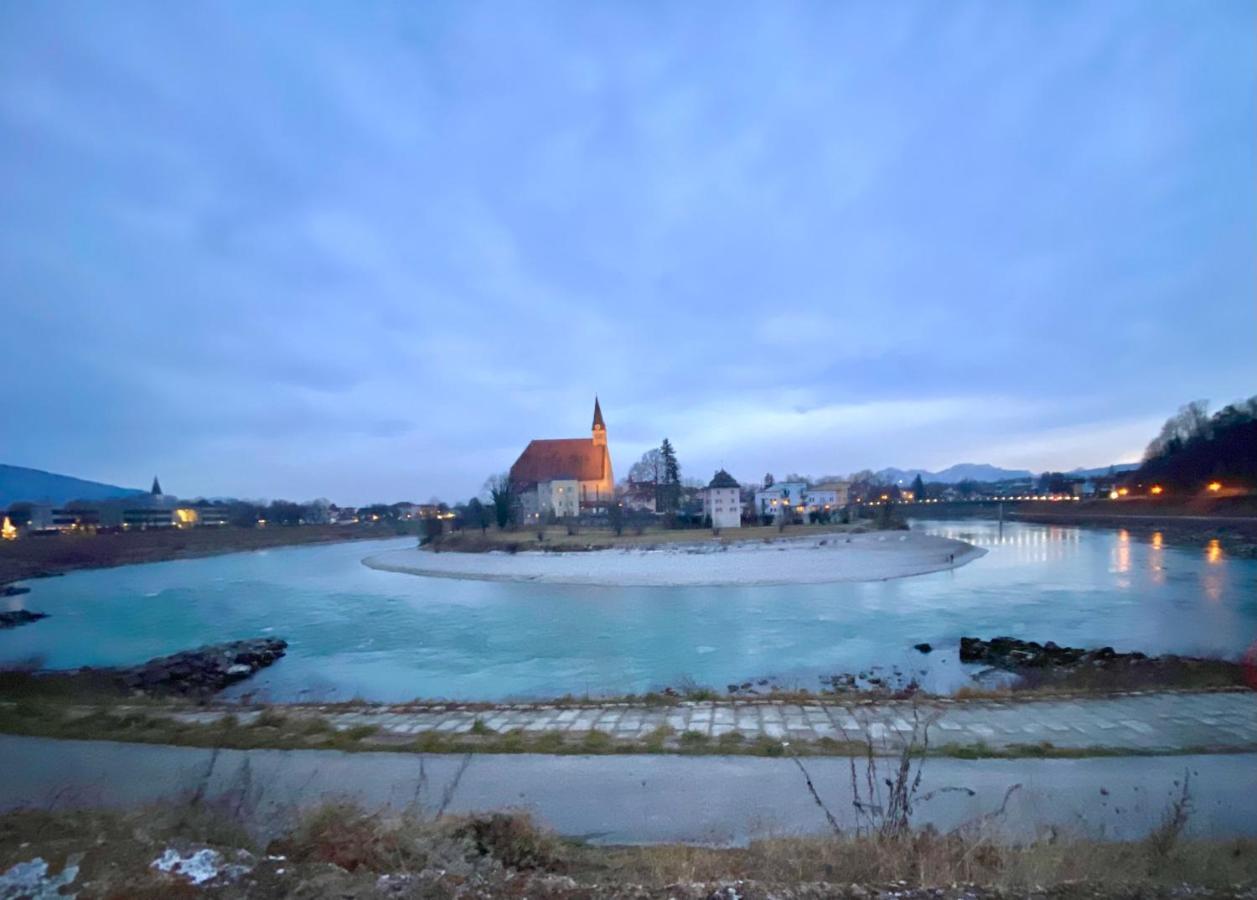 Ferienwohnung An Der Idyllischen Salzachschleife Naehe Salzburg Laufen Esterno foto